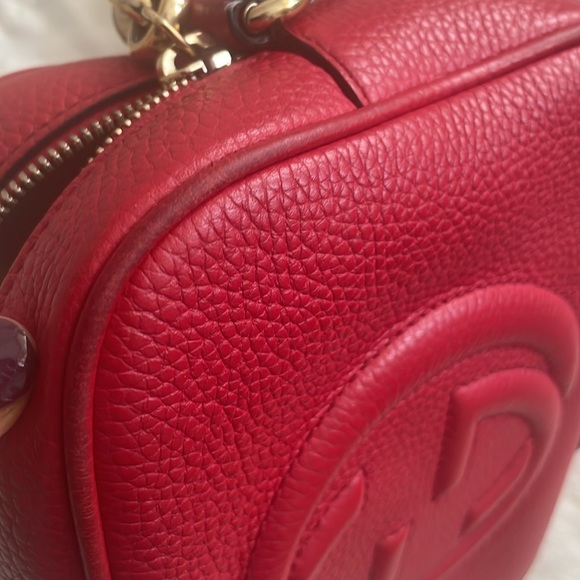 Gucci Red Soho Crossbody Bag - Picture 15 of 17